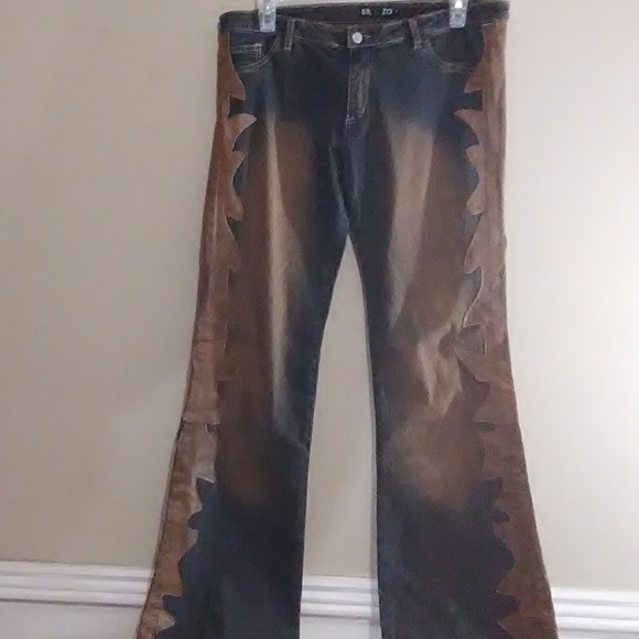 Brenzo Jeans. Size 9 - Picture 1 of 6